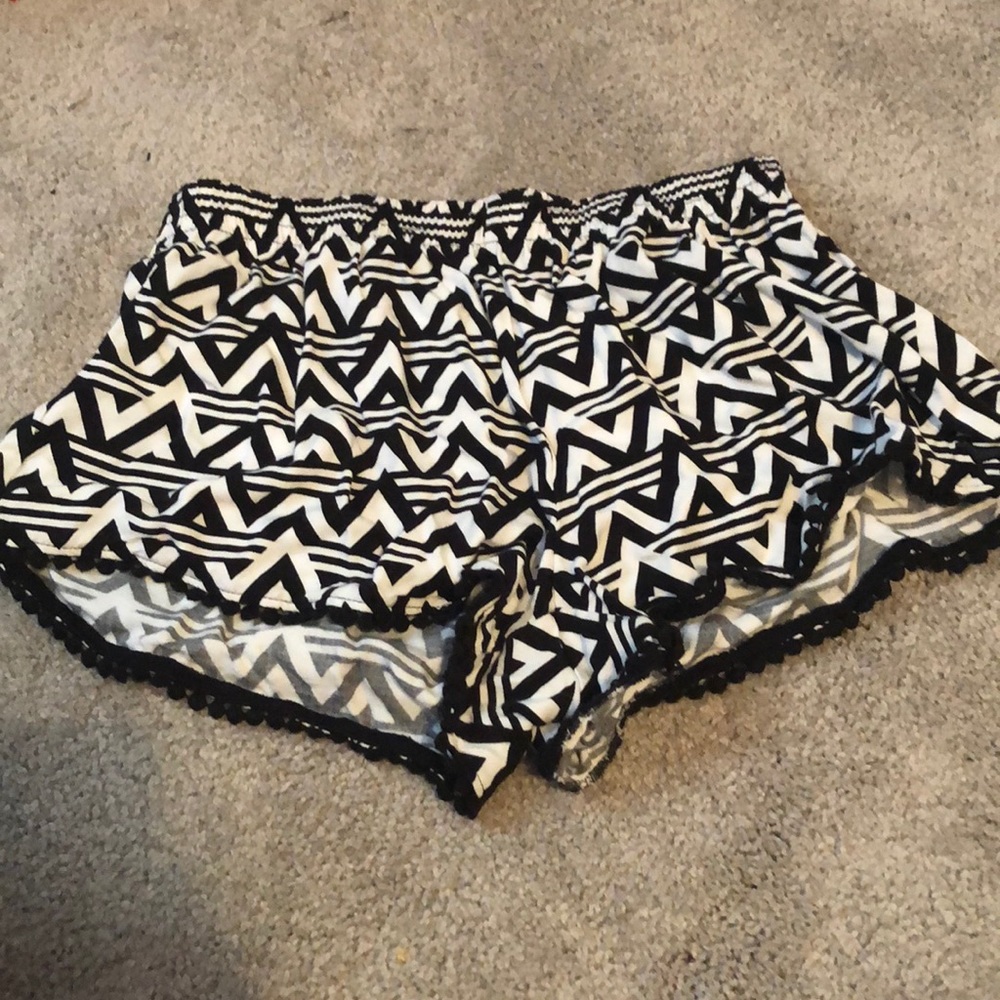 Super cute flowy shorts